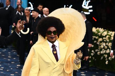 Lauryn Hill honoured with living legend icon gong at BET Awards