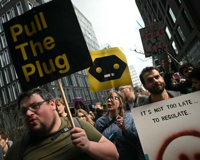 Keir Starmer’s attempts to placate big tech were a disaster. Andy Burnham must take a stand