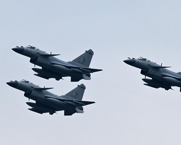 Pakistan carries out deadly airstrikes along Afghanistan border