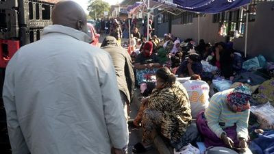 Thousands of foreign nationals leave South Africa ahead of June 30 'deadline'