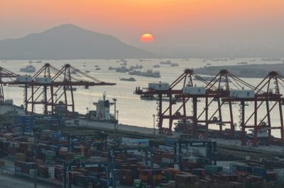 EU, China trade tensions loom over minister visit