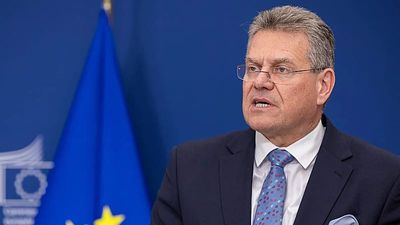 EU sets October deadline to get 'tangible' results with China