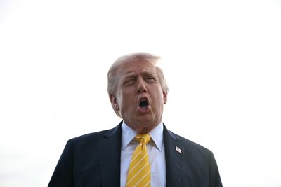 Trump bashes SCOTUS over Carroll case