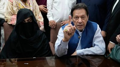 Pakistan HC grants Imran Khan, Bushra Bibi 2 weeks to begin arguments in Al-Qadir case