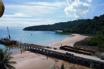Koh Kut pier faces operator doubts