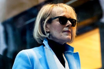 US supreme court rejects Trump’s bid to appeal $5m E Jean Carroll verdict