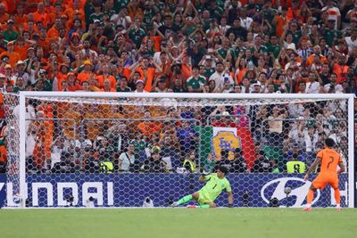 Morocco advance in World Cup after penalty shootout win over the Netherlands