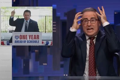 John Oliver targets DeSantis for Hakeem Jeffries impression