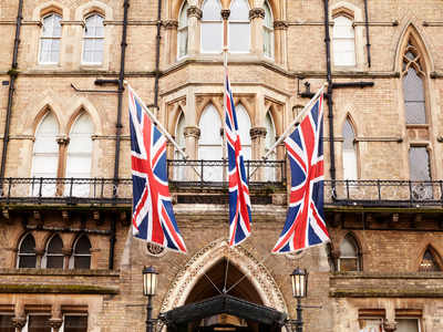 UK announces tougher rules to remove illegal migrants and foreign criminals