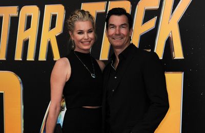 Jerry O'Connell attracted to Rebecca Romijn's 'funky' smell