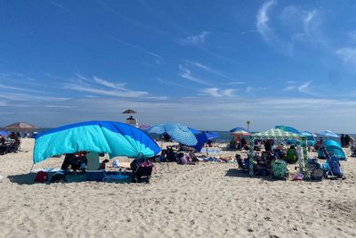 A $225 shade cover ruined my beach day but America is smitten with them — enter the Shibumi summer