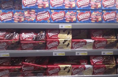 Nestle to cut artificial colourings from all products