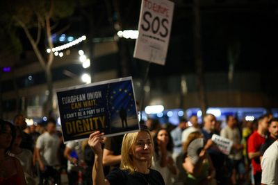 Daily protests in Albania continue against Trump family-linked resort project