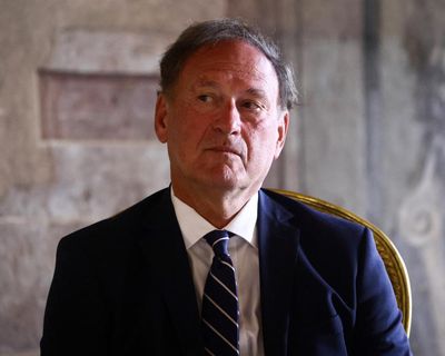 NPR retracts ‘inaccurate’ story saying supreme court justice Samuel Alito retiring