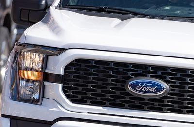Ford Forces Major AI Pivot, Re-Hiring 300 Veteran Human Engineers After Automated Tech Fails Quality Checks