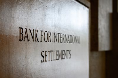 BIS Warns that The Ongoing AI Boom Echoes Painful Historical Investment Busts