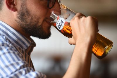 Drinkers to be able to buy alcohol with digital ID within months under government plans