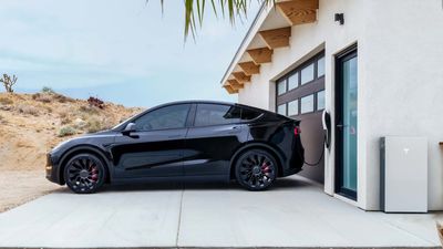 Someone Keeps Stealing Entire Truckloads Of Tesla Batteries