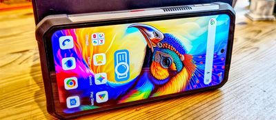 8849 Tank 5 review: A fast-charging, heavyweight rugged phone with an incredible projector