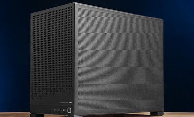New Steam Machine clone shows copycats are missing the point — the $1,299 'Steamroller' may run SteamOS, but it gets 4 key aspects wrong