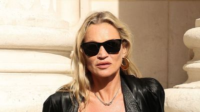 Kate Moss just wore the flattering pair of straight-leg jeans every woman over 40 needs