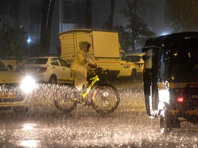Several parts of Mumbai receive 100 mm of rains in 24 hours; local train services face delays