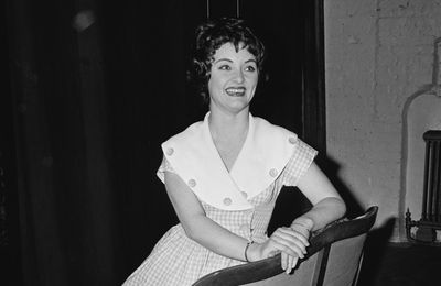 Keeping Up Appearances' Anna Dawson dies at 88