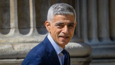 Brickbat: London Calling