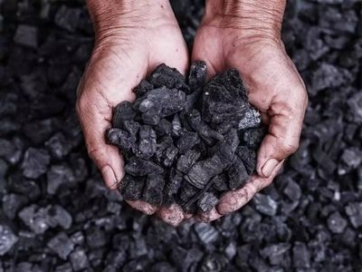 Coal India production drops 7.5 pc in Q1