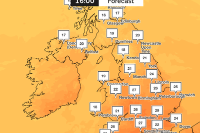 UK heatwave: Yellow heat health alert extended as Britain braces for soaring temperatures