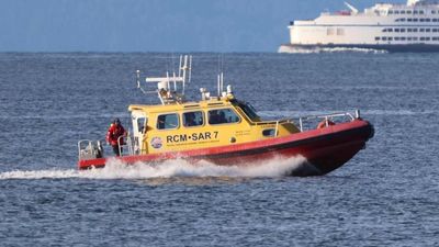 Six feared dead in ‘bizarre’ Vancouver boat sinking, rescuers baffled by victims’ behavior