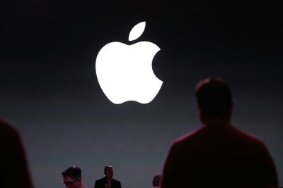 Apple and Micron Blame Each Other for Price Hikes and Memory Shortage