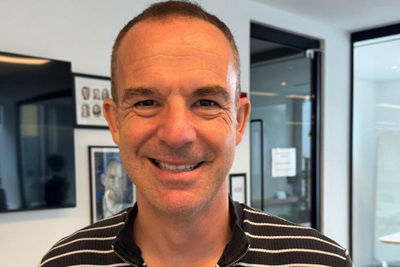 'I'm Losing This Battle': Martin Lewis Breaks Down Over AI Scam Using His Face Costs Woman Her Life Savings