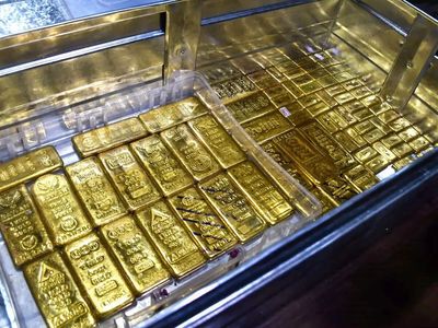Validity of FY26 gold import quota licences under India-UAE trade pact extended till September 30