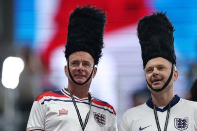 Bulletin PM briefing: England take on DR Congo at World Cup and heatwave set to return