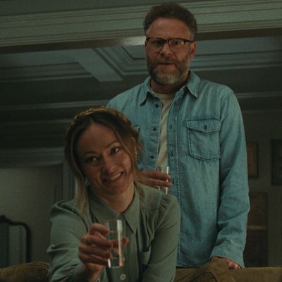 How 'The Invite' Designed the Perfect Apartment for Everything to Go Wrong