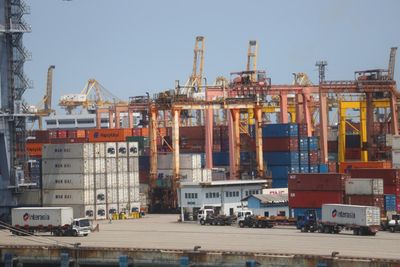 Panel says export boom not reaching small companies