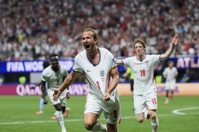 Substitute Spark: Gordon Sets Up Kane's Rescue Act and Books England's Azteca Showdown With Mexico