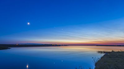 July's planetary lineup is changing — and Venus is the last one standing