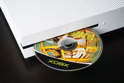 New details emerge on Xbox 'Positron', Microsoft's disc-to-digital program — as it seems likely Xbox Helix will drop discs too