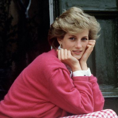 Hairstylist Reveals the “Biggest Mistake” Women Make When Trying to Copy Princess Diana’s Iconic Hairstyle