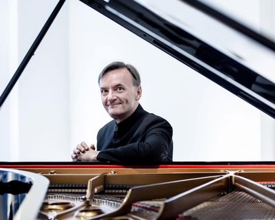 Stephen Hough to lead relaunched Leeds piano competition