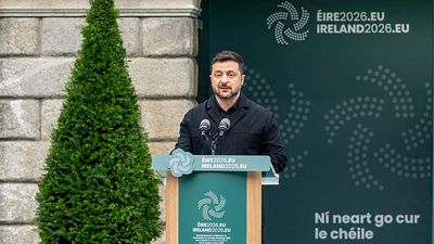 Don't block Ukraine's path to EU accession, Zelenskyy asks Hungary and Poland