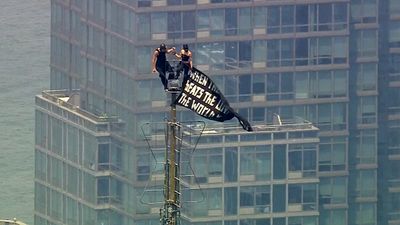 Couple climbs Empire State Building, gets engaged, then arrested