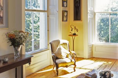 Why everyone is going for pops of butter yellow in their homes this season