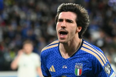 Sandro Tonali flies in for medical as Tottenham plan further signings