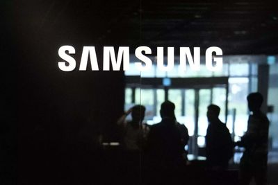 Samsung, SK Hynix shares crash up to 14% as Kospi’s massive bloodbath enters day 2