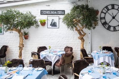 La Famiglia review: It’s a King’s Road Family thing — food be damned