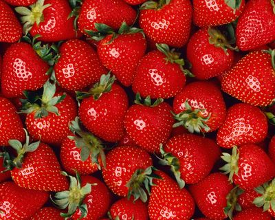 June’s sunshine adds extra sweetness to bumper summer for UK strawberries