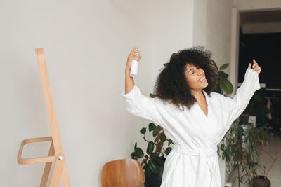The Softer Hair Shortcut Everyone's Trying: Portable Hair Oil Mists and Smart Hair Care Tips